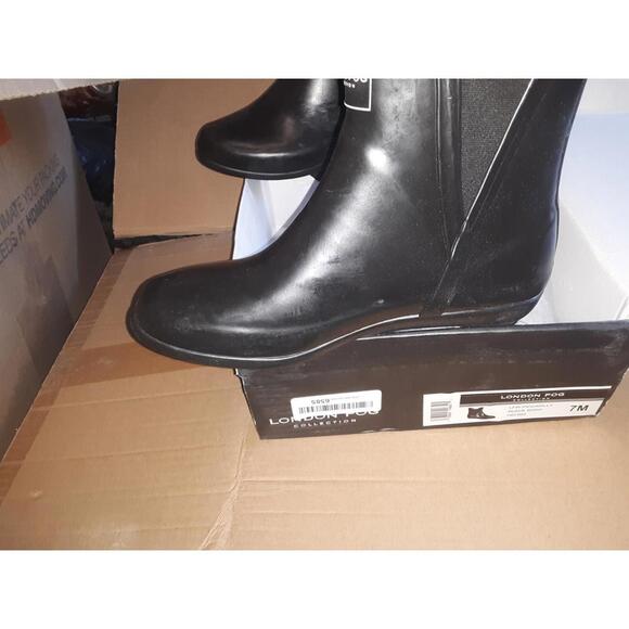 London Fog Piccadilly Rain Boots, Women's Size 7M,SHINY black MSRP $50, shelf164 - Picture 4 of 7